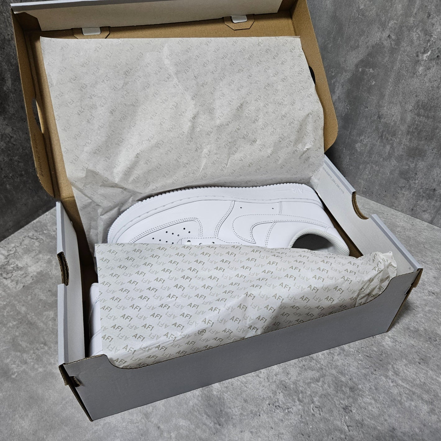 ナイキ エアフォース1 '07