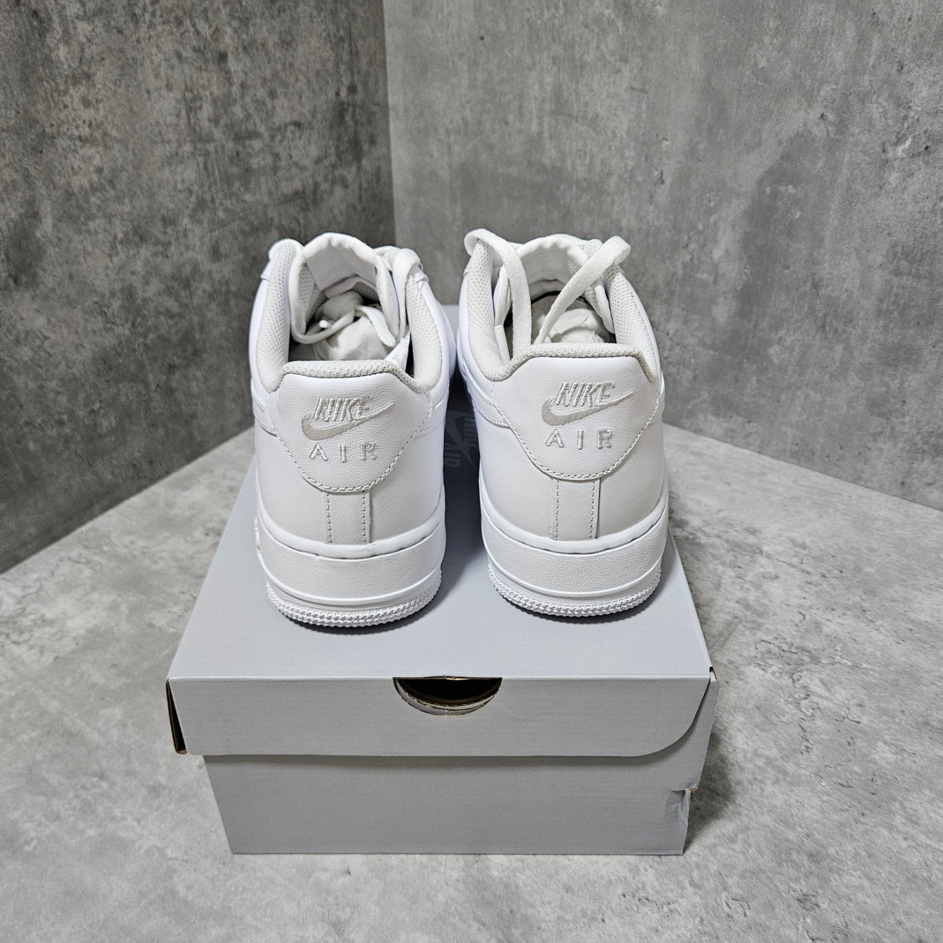 ナイキ エアフォース1 '07