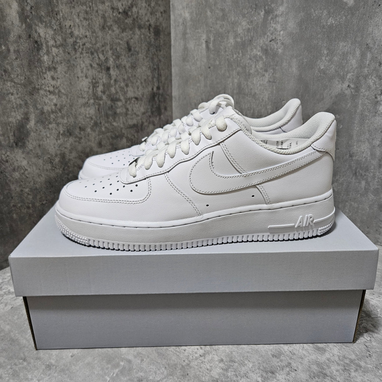 ナイキ エアフォース1 '07